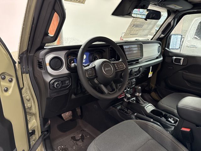 2026 Jeep Wrangler 4-Door Willys - Photo 23