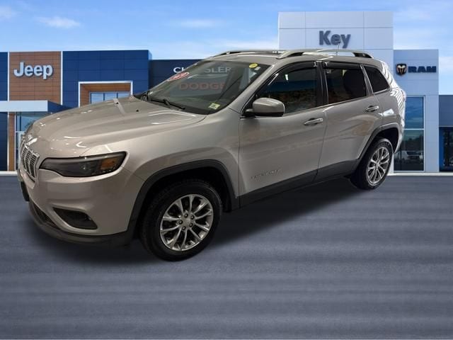 Used 2019 Jeep Cherokee Latitude Plus with VIN 1C4PJMLB2KD190122 for sale in Rochester, NH