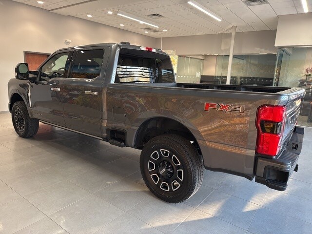 2024 Ford F-250 photo 2