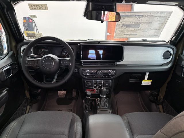 2026 Jeep Wrangler 4-Door Willys - Photo 38