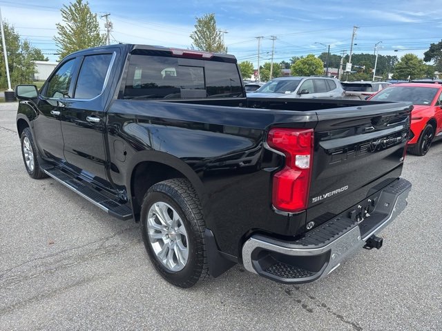 2026 Chevrolet Silverado 1500 LTZ photo 3