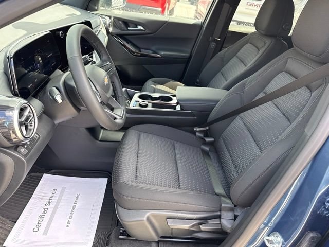 2027 Chevrolet Equinox LT - Photo 12