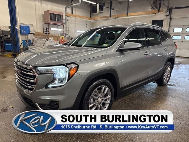 2024 GMC Terrain SLT AWD's photo