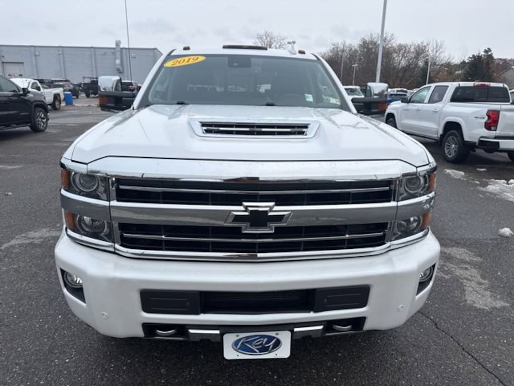 Used 2019 Chevrolet Silverado 3500 HD High Country Truck Crew Cab