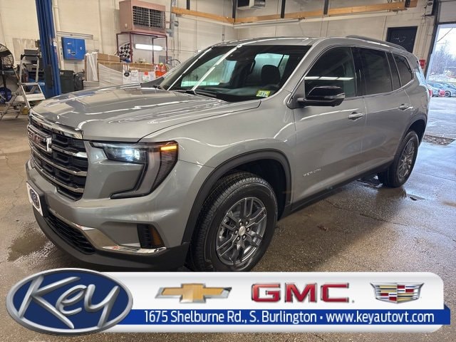 2026 GMC Acadia Elevation's photo