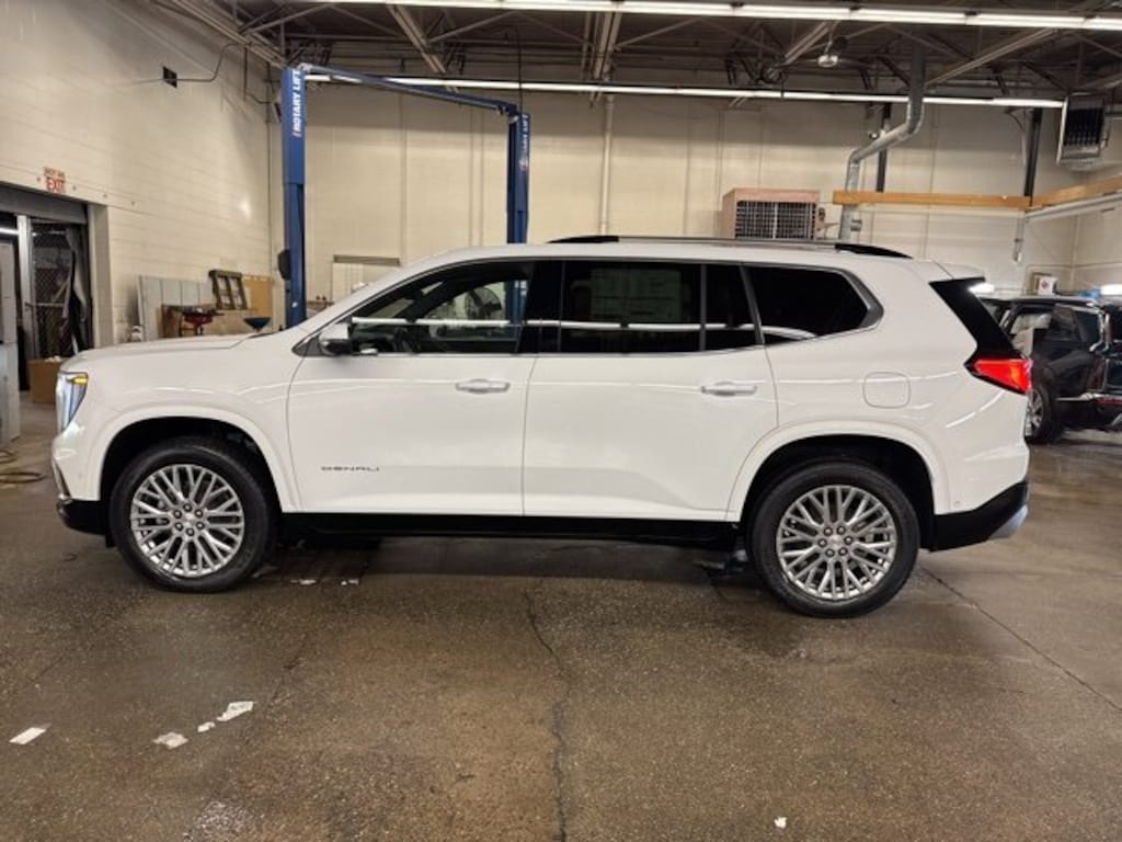 New 2026 GMC Acadia Denali SUV