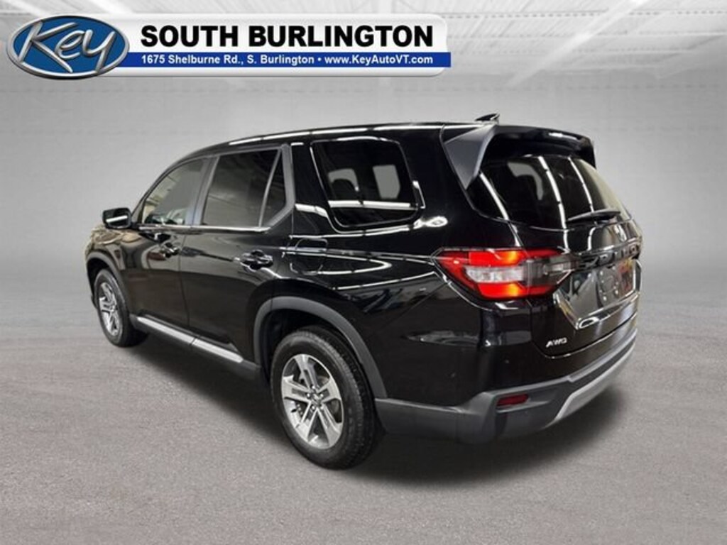 Used 2025 Honda Pilot EX-L SUV