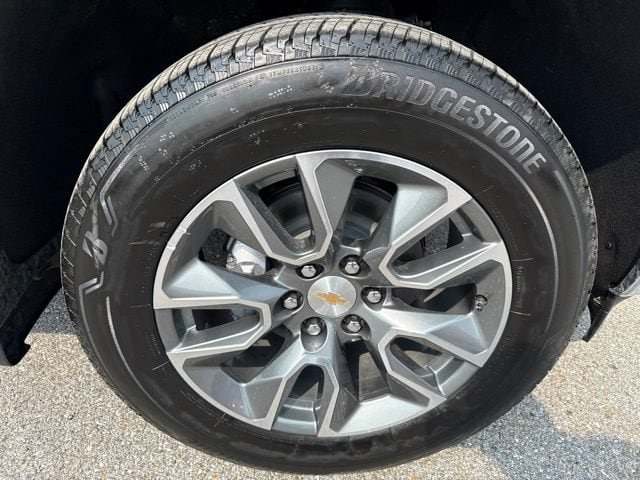 2026 Chevrolet Silverado 1500 LT - Photo 10