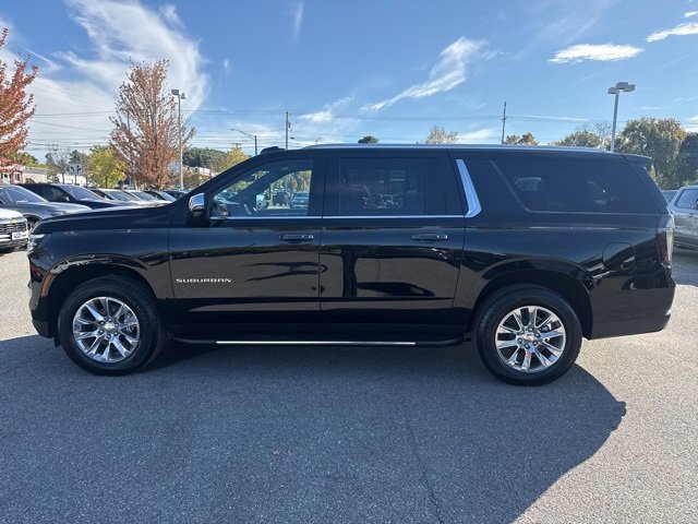 2026 Chevrolet Suburban Premier photo 3