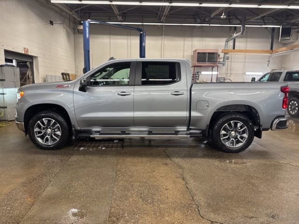 New 2026 Chevrolet Silverado 1500 LT Truck Crew Cab
