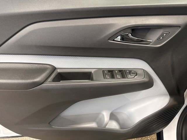 2027 Chevrolet Bolt LT - Photo 10