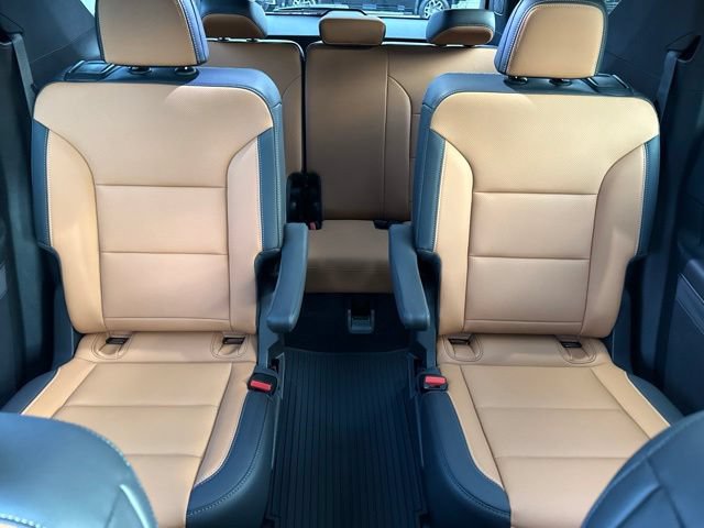2027 Chevrolet Traverse Z71 - Photo 29
