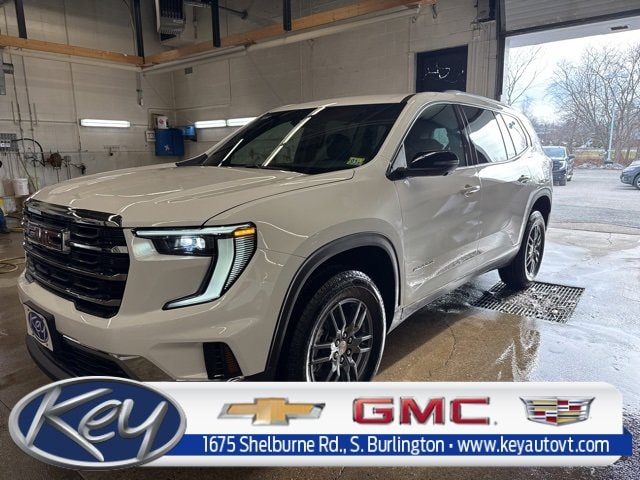 2026 GMC Acadia Elevation's photo