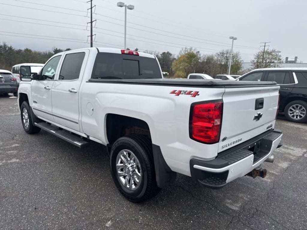 Used 2019 Chevrolet Silverado 3500 HD High Country Truck Crew Cab