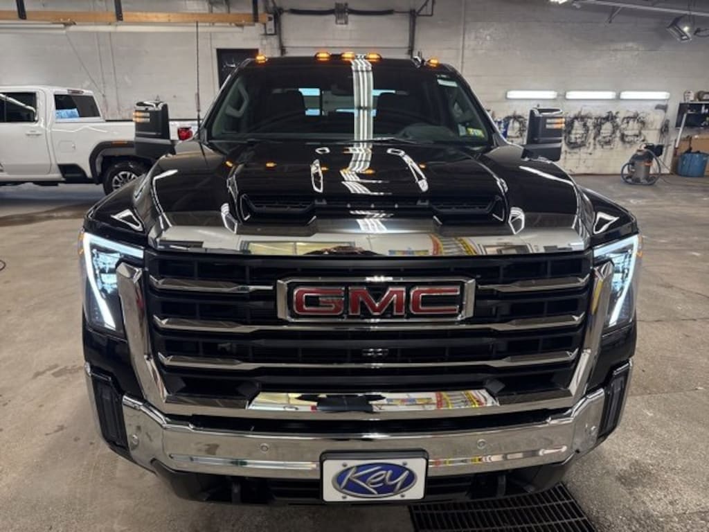 New 2026 GMC Sierra 2500 HD SLT Truck Crew Cab