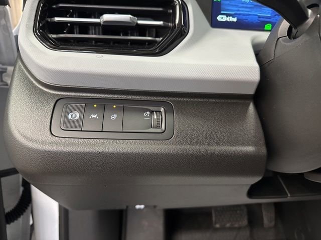 2027 Chevrolet Bolt LT - Photo 20
