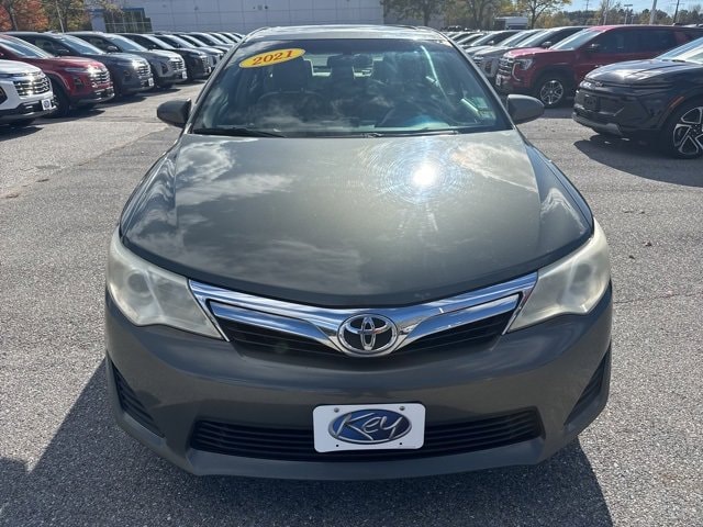 Used 2012 Toyota Camry LE with VIN 4T1BF1FK4CU596566 for sale in South Burlington, VT