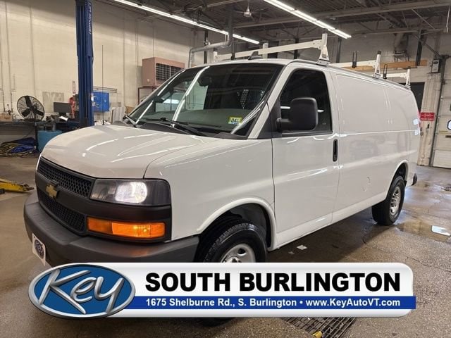 2022 Chevrolet Express 2500 Work Van HD's photo