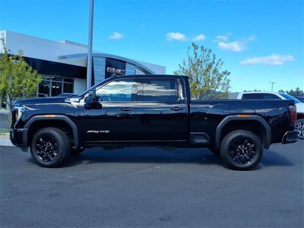 New 2026 GMC Sierra 2500 HD AT4 Truck Crew Cab