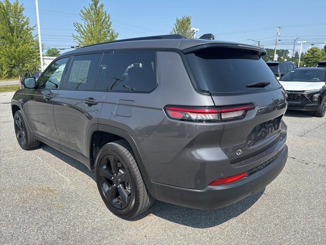 2023 Jeep Grand Cherokee Altitude photo 4