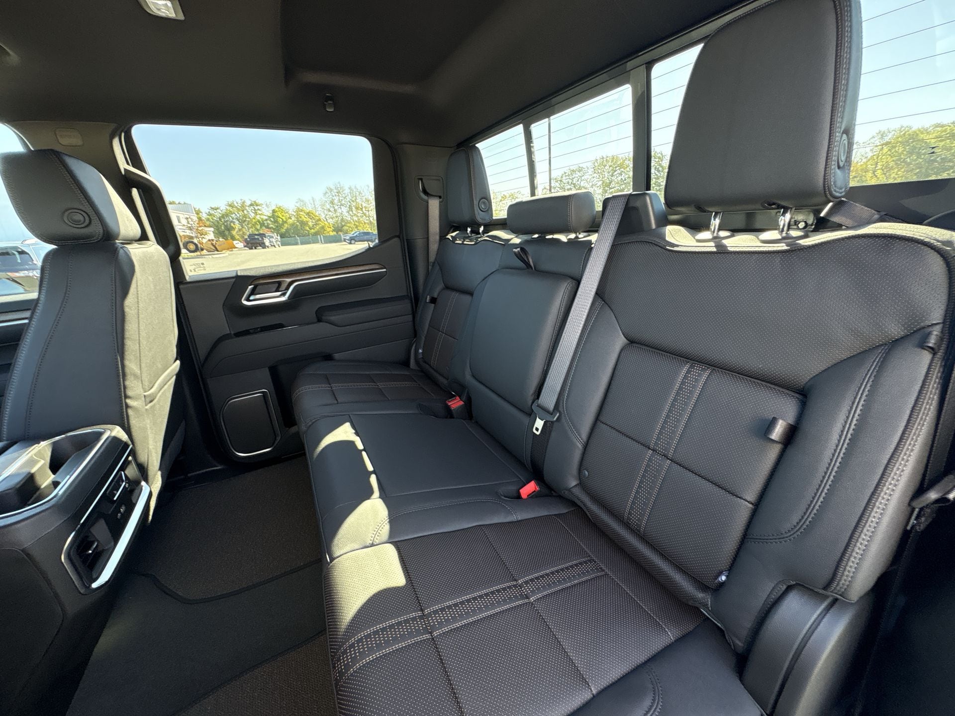 2026 Chevrolet Silverado 1500 High Country - Photo 88