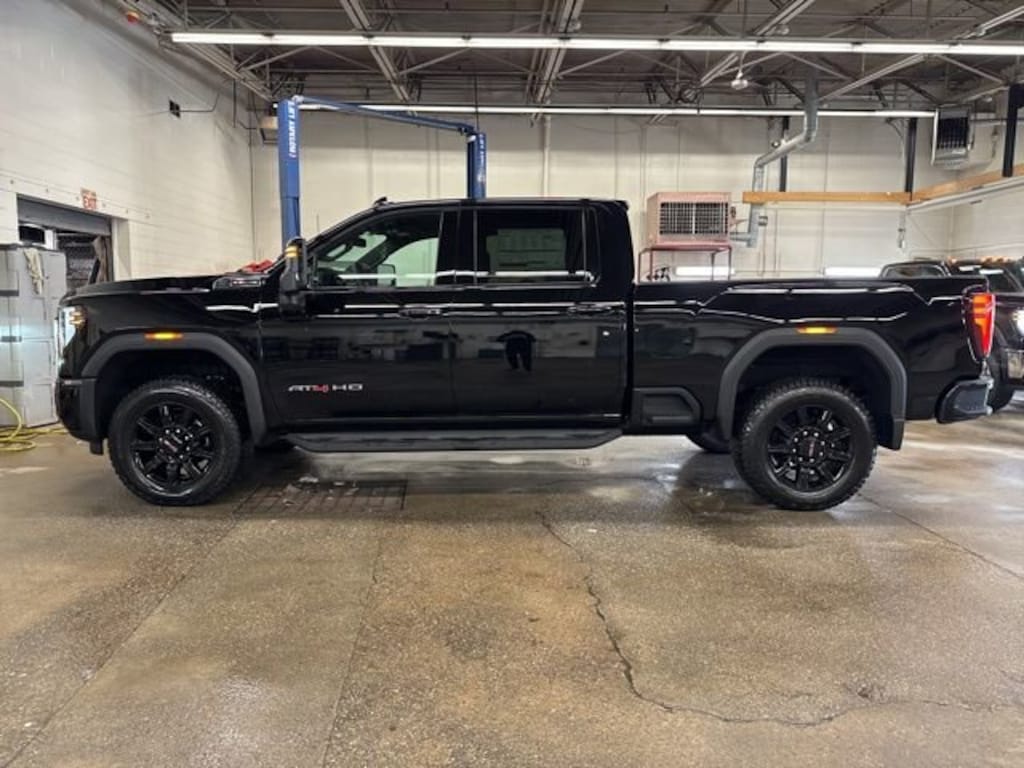 New 2026 GMC Sierra 2500 HD AT4 Truck Crew Cab