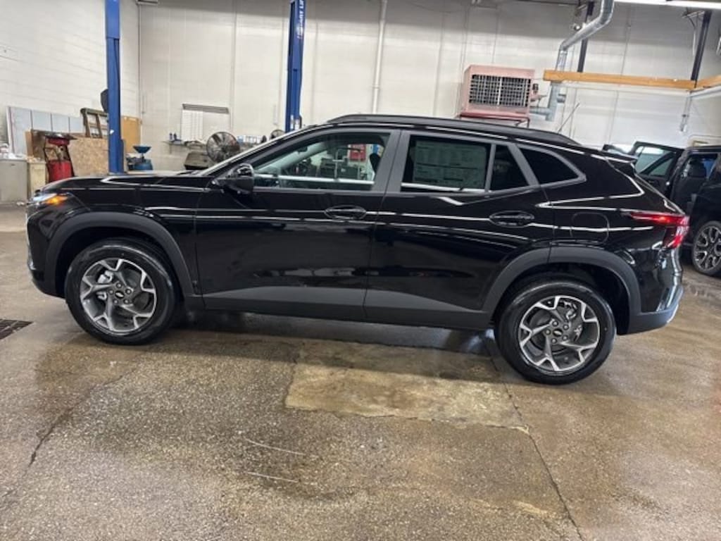 New 2026 Chevrolet Trax LT SUV