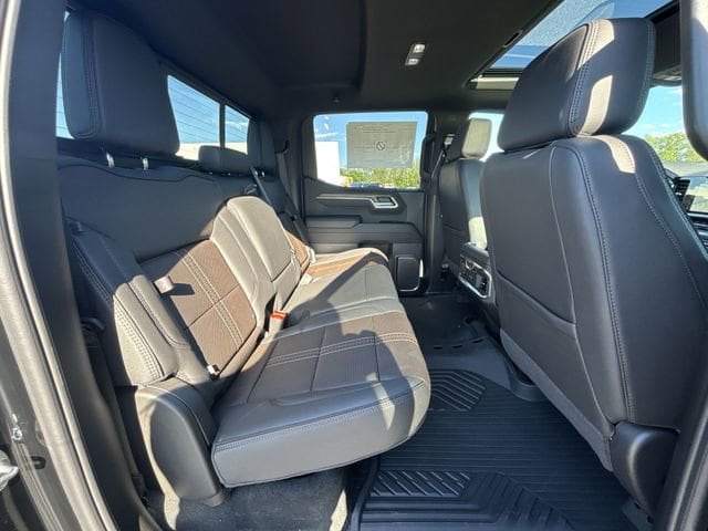 2026 Chevrolet Silverado 1500 High Country - Photo 28