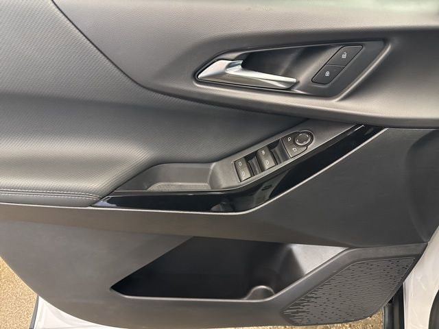 2026 Chevrolet Equinox LT - Photo 10