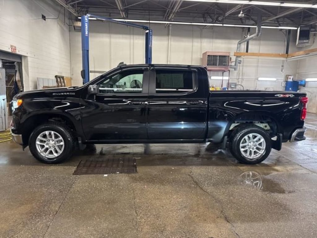 Used 2024 Chevrolet Silverado 1500 LT Truck Crew Cab