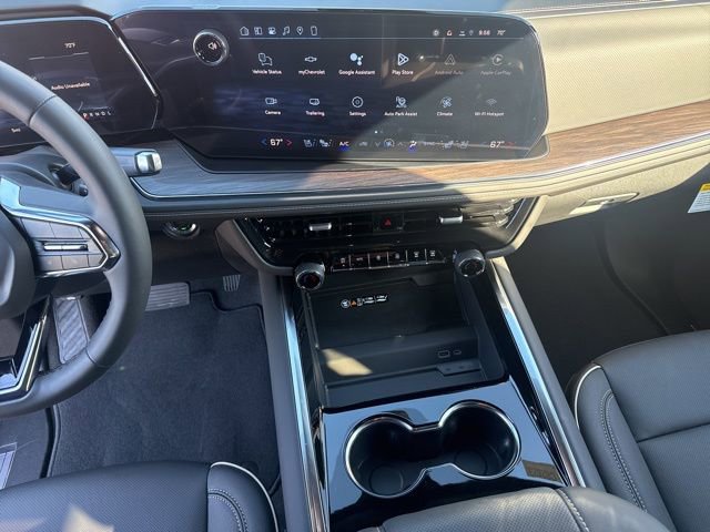2026 Chevrolet Suburban Premier - Photo 19