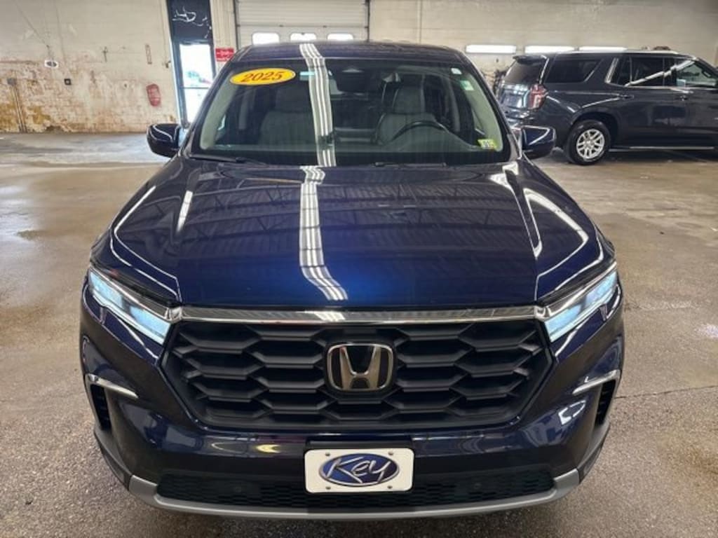 Used 2025 Honda Pilot EX-L SUV