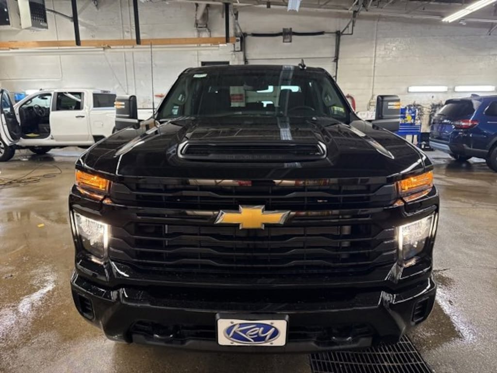 New 2026 Chevrolet Silverado 2500 HD Custom Truck Crew Cab