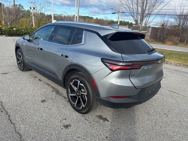 2026 Chevrolet Equinox EV 1LT photo 4