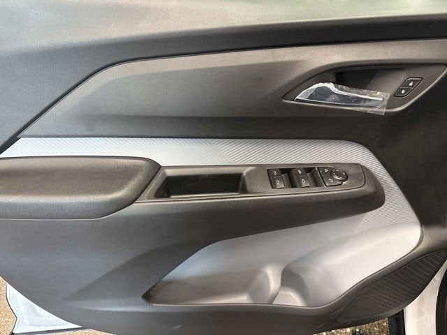 2027 Chevrolet Bolt LT - Photo 11