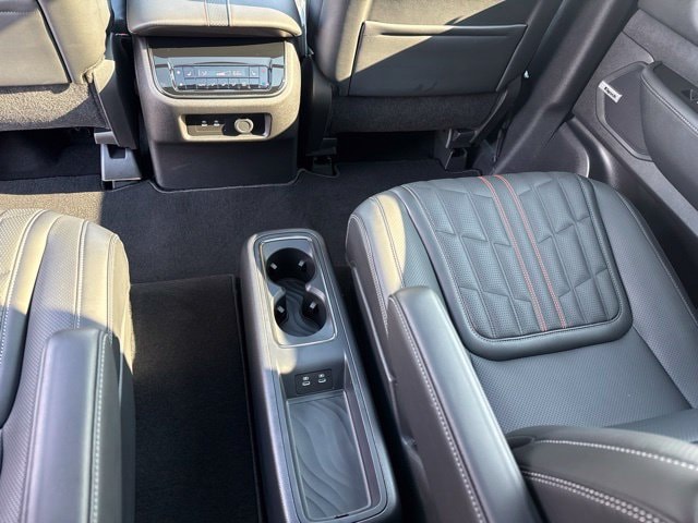2026 Nissan Armada PRO-4X - Photo 25