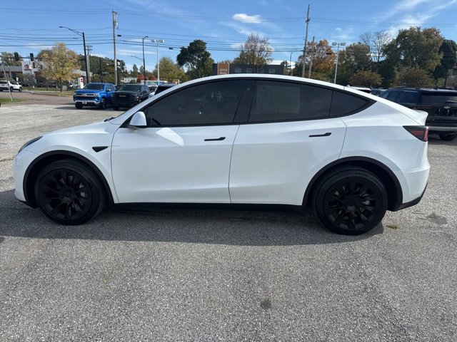 2023 Tesla Model Y Long Range photo 3