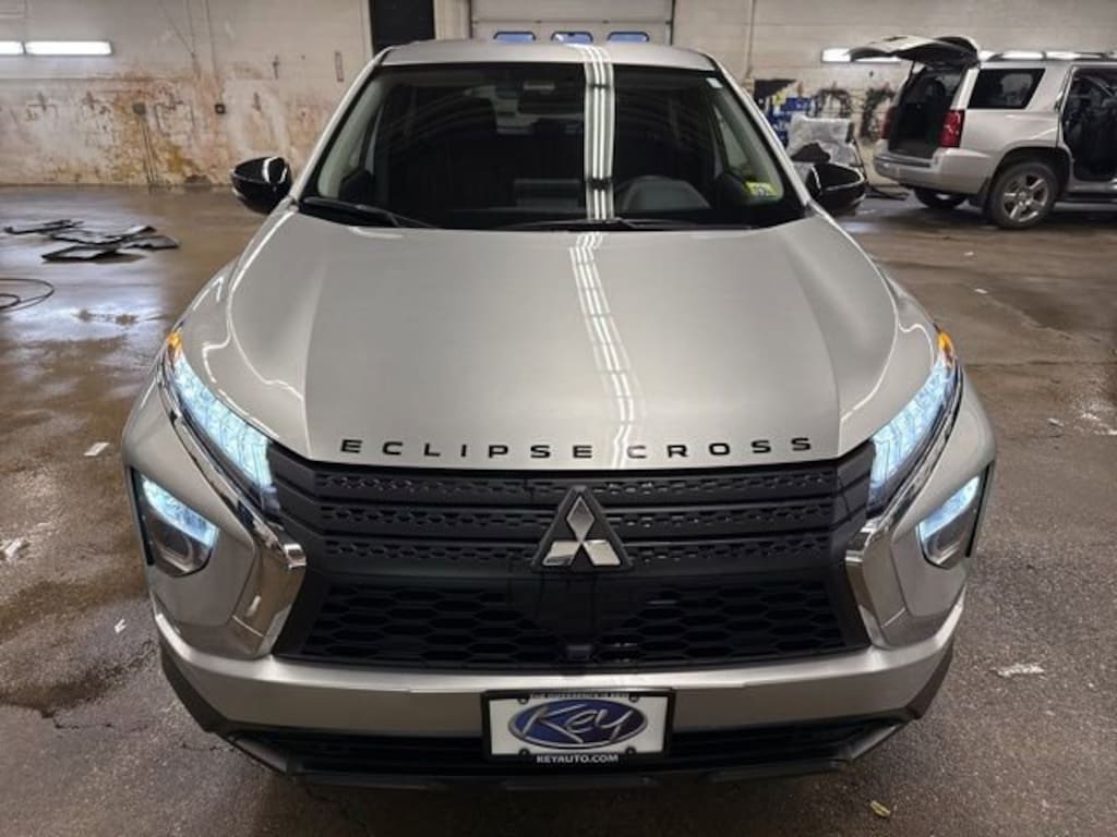 Used 2024 Mitsubishi Eclipse Cross LE