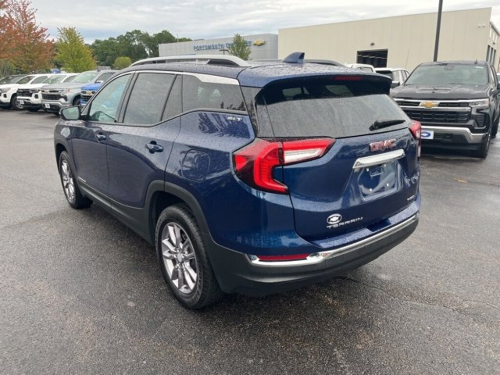 Used 2023 GMC Terrain SLT SUV