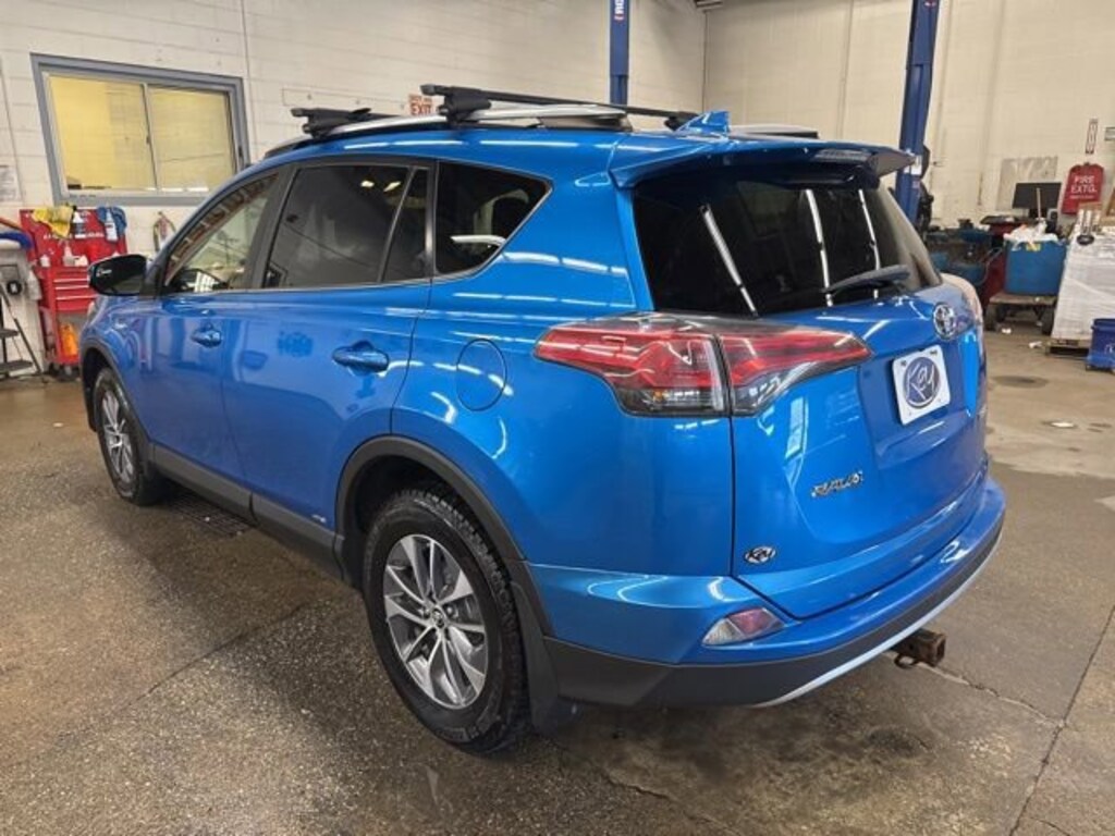 Used 2018 Toyota RAV4 Hybrid LE SUV