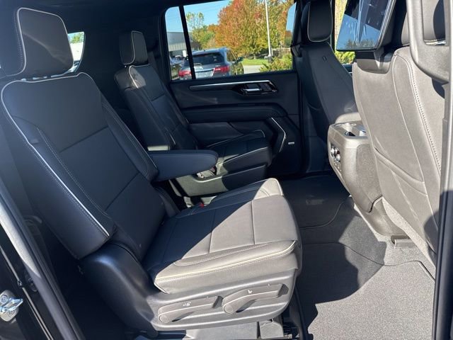 2026 Chevrolet Suburban Premier - Photo 27