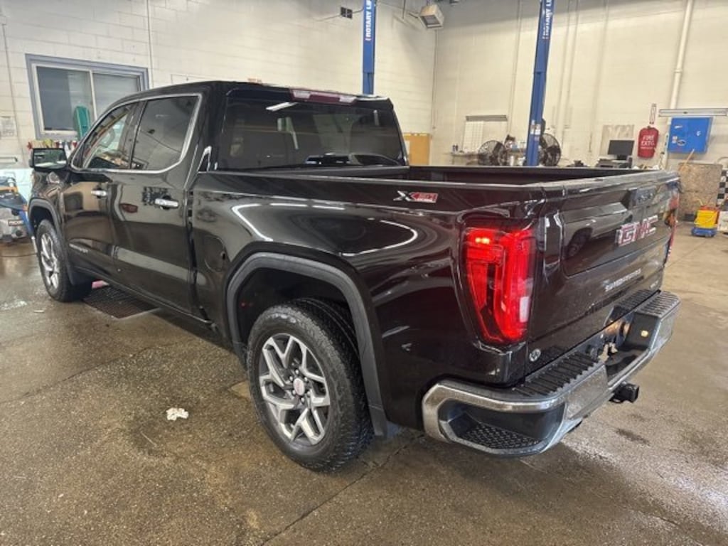 Used 2023 GMC Sierra 1500 SLT Truck Crew Cab