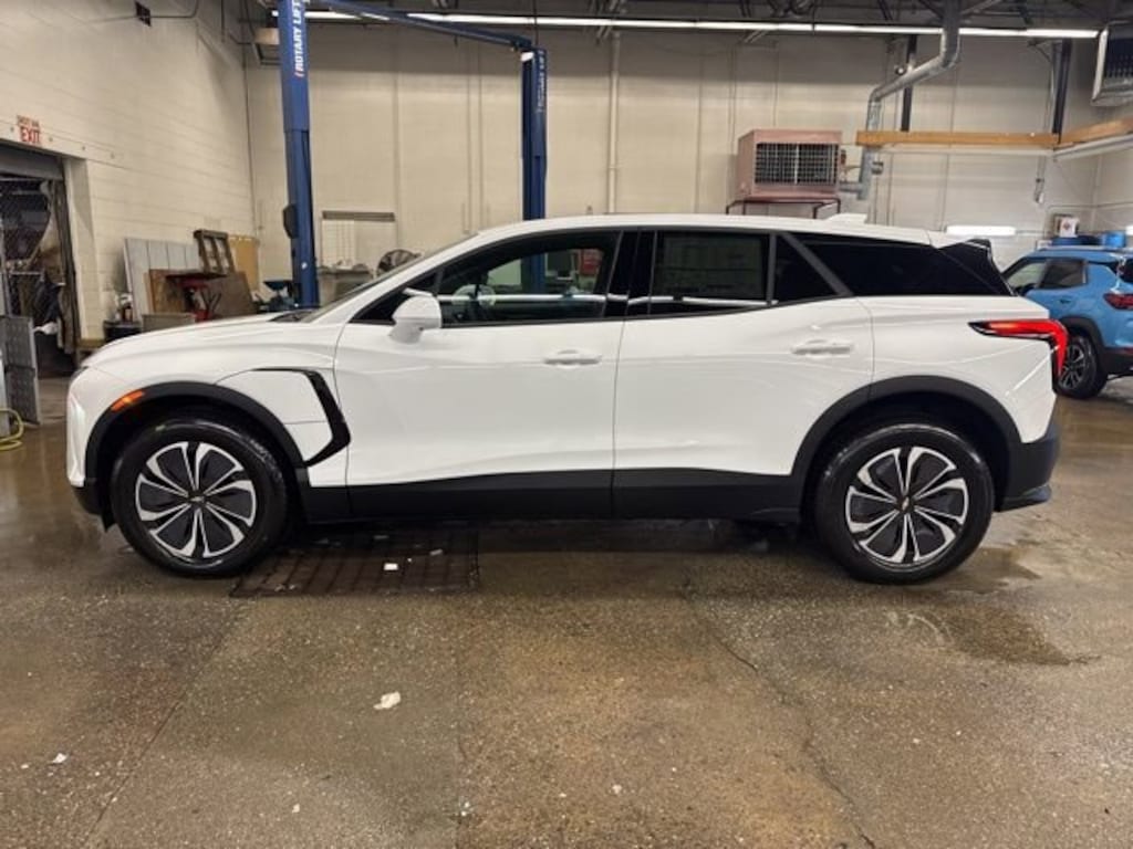 New 2026 Chevrolet Blazer EV LT SUV