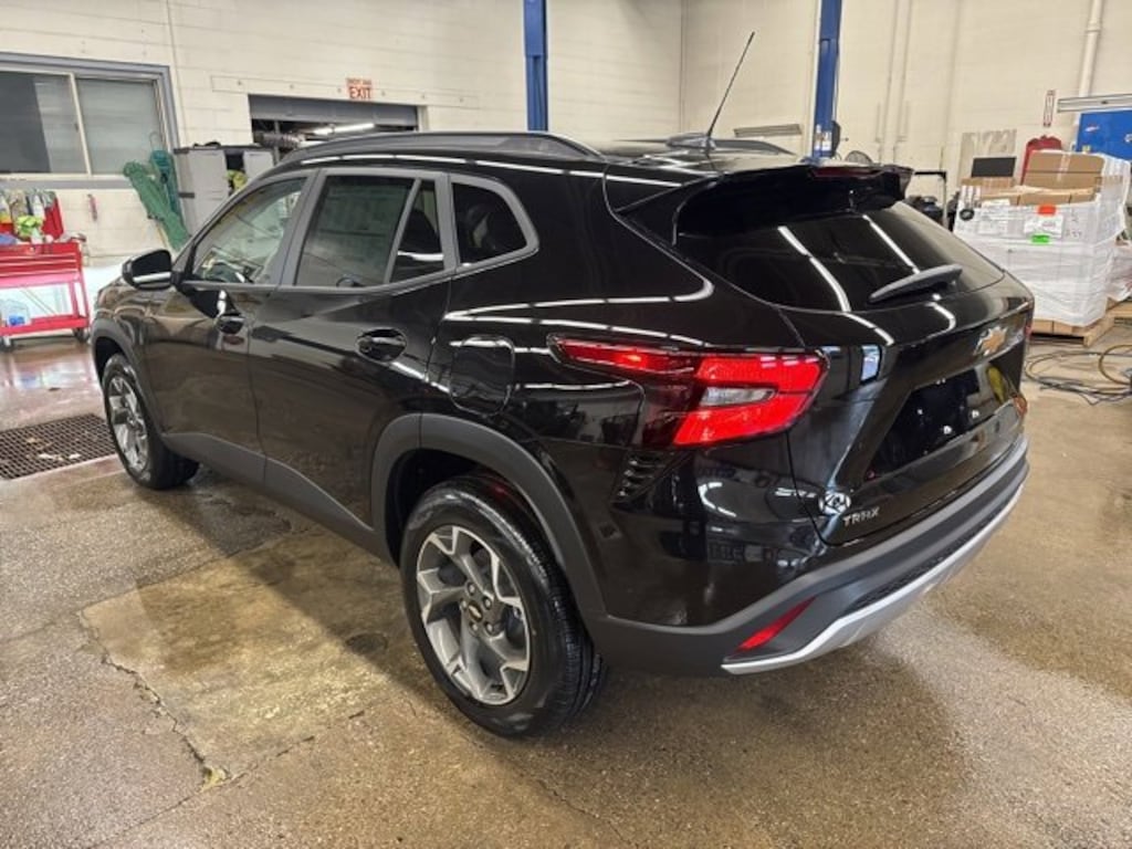 New 2026 Chevrolet Trax LT SUV