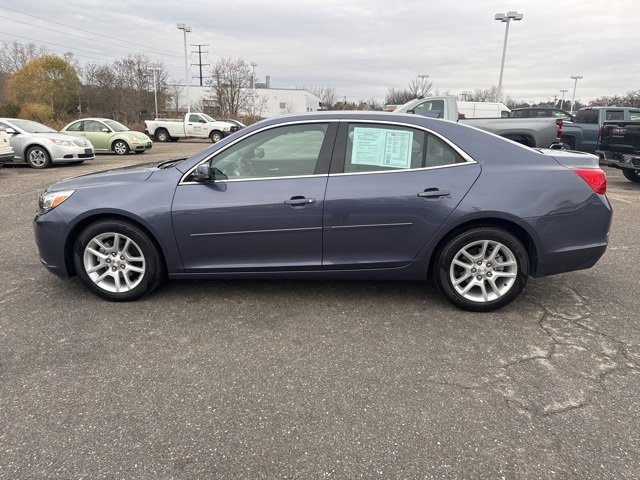2015 Chevrolet Malibu 1LT photo 3