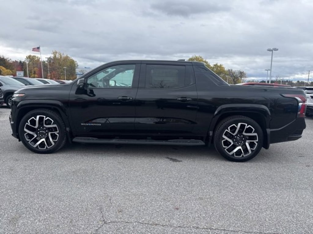 New 2024 Chevrolet Silverado EV RST Truck Crew Cab