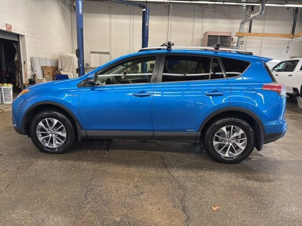 Used 2018 Toyota RAV4 Hybrid LE SUV