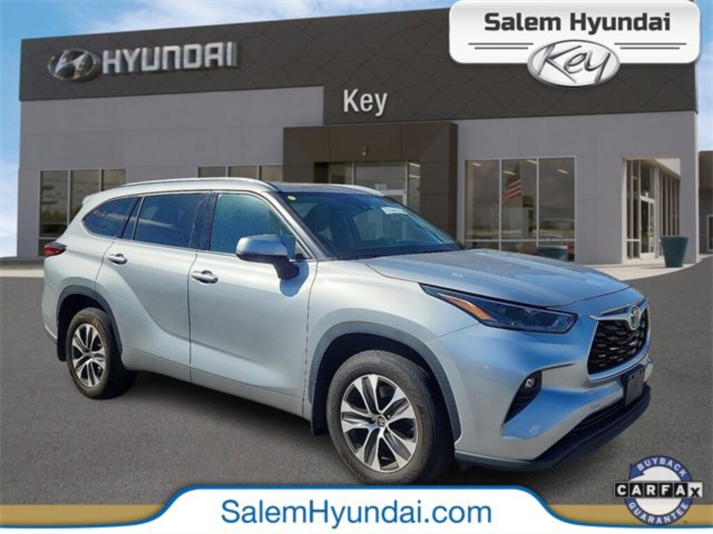 Used 2021 Toyota Highlander XLE SUV