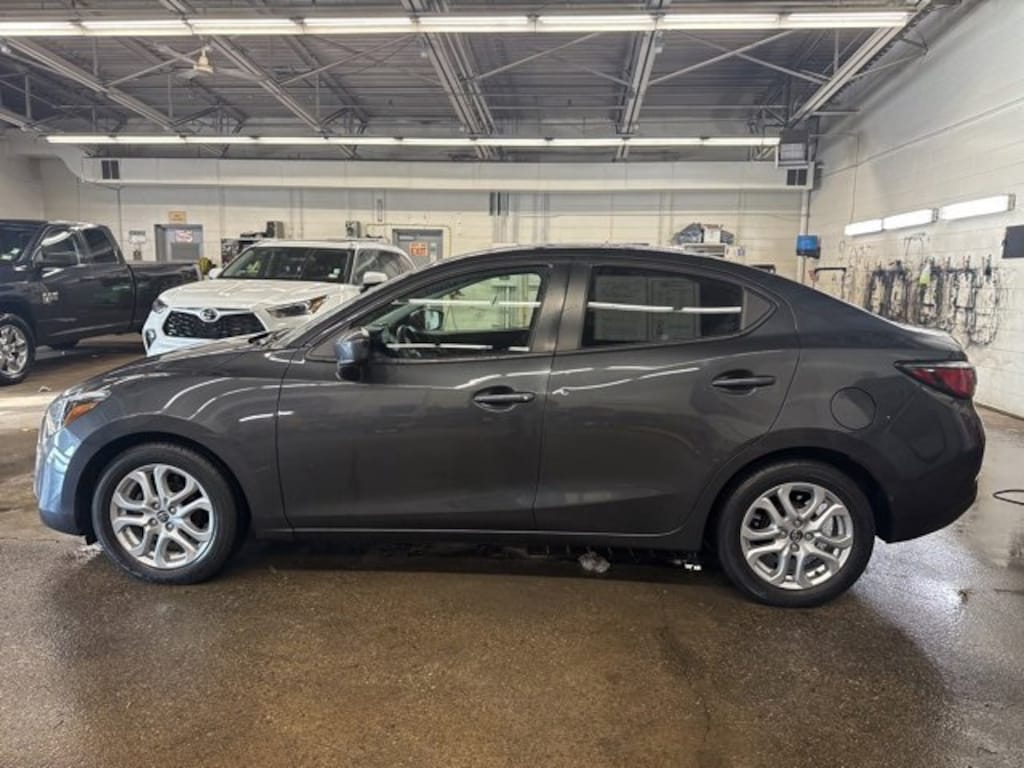 Used 2017 Toyota Yaris iA Base Sedan