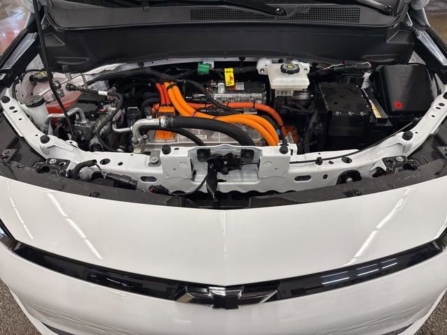 2027 Chevrolet Bolt LT - Photo 30